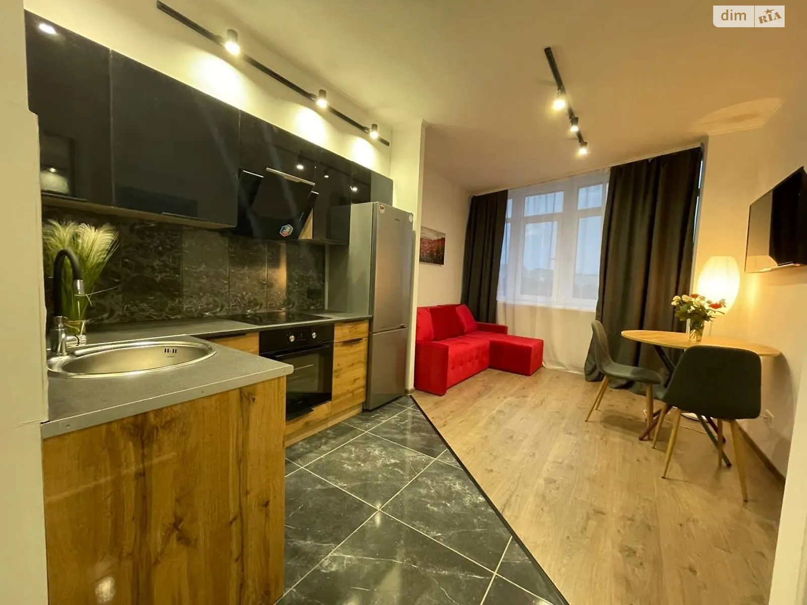 Сдается в аренду 1-комнатная квартира 50 кв. м в Днепре, пер. Пихтовый, 1А - фото 1