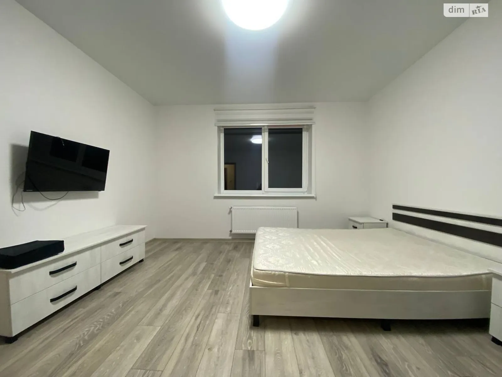 Сдается в аренду 1-комнатная квартира 42 кв. м в, цена: 13000 грн - фото 1