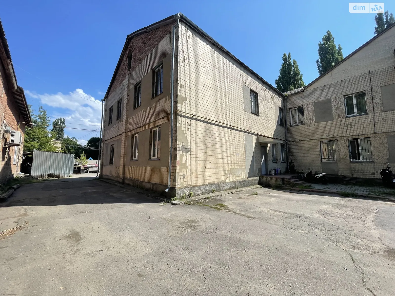 Здається в оренду приміщення вільного призначення 65 кв. м в 2-поверховій будівлі, цена: 15000 грн - фото 1