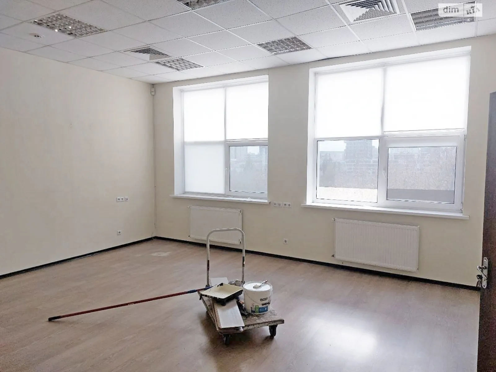 Здається в оренду офіс 96.8 кв. м в бізнес-центрі, цена: 25230 грн - фото 1