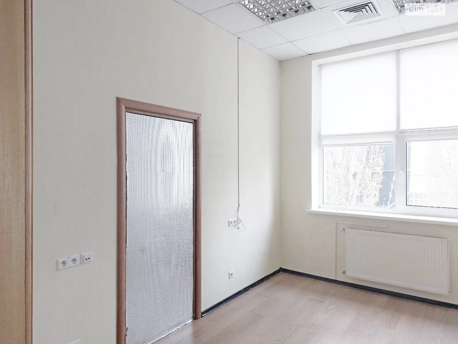 Здається в оренду офіс 64.5 кв. м в бізнес-центрі, цена: 16830 грн - фото 1