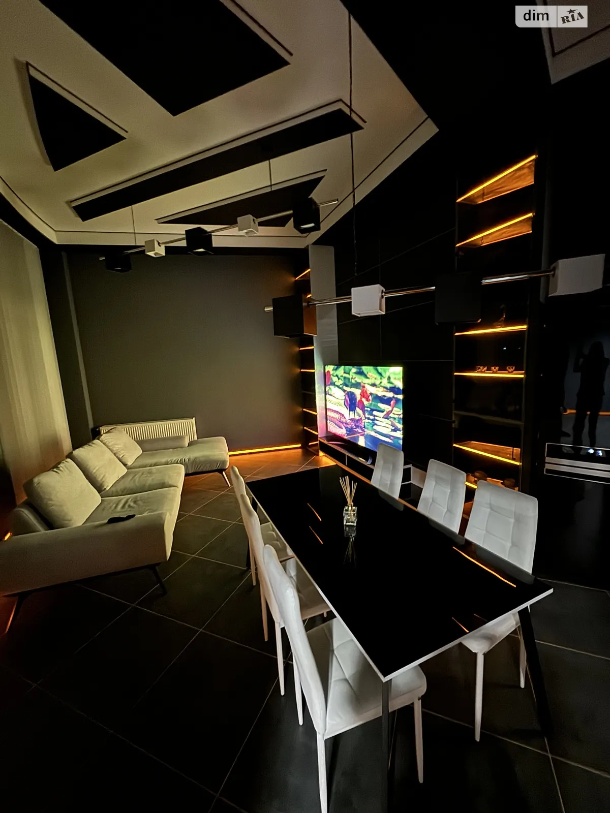 Сдается в аренду 1-комнатная квартира 75 кв. м в Днепре, просп. Науки(Гагарина), 95 - фото 1