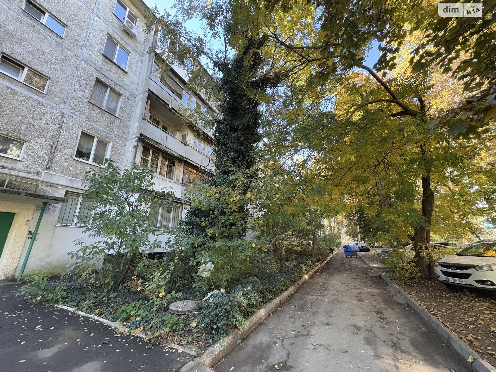 Продається 4-кімнатна квартира 61.3 кв. м у Одесі, просп. Небесної Сотні - фото 1