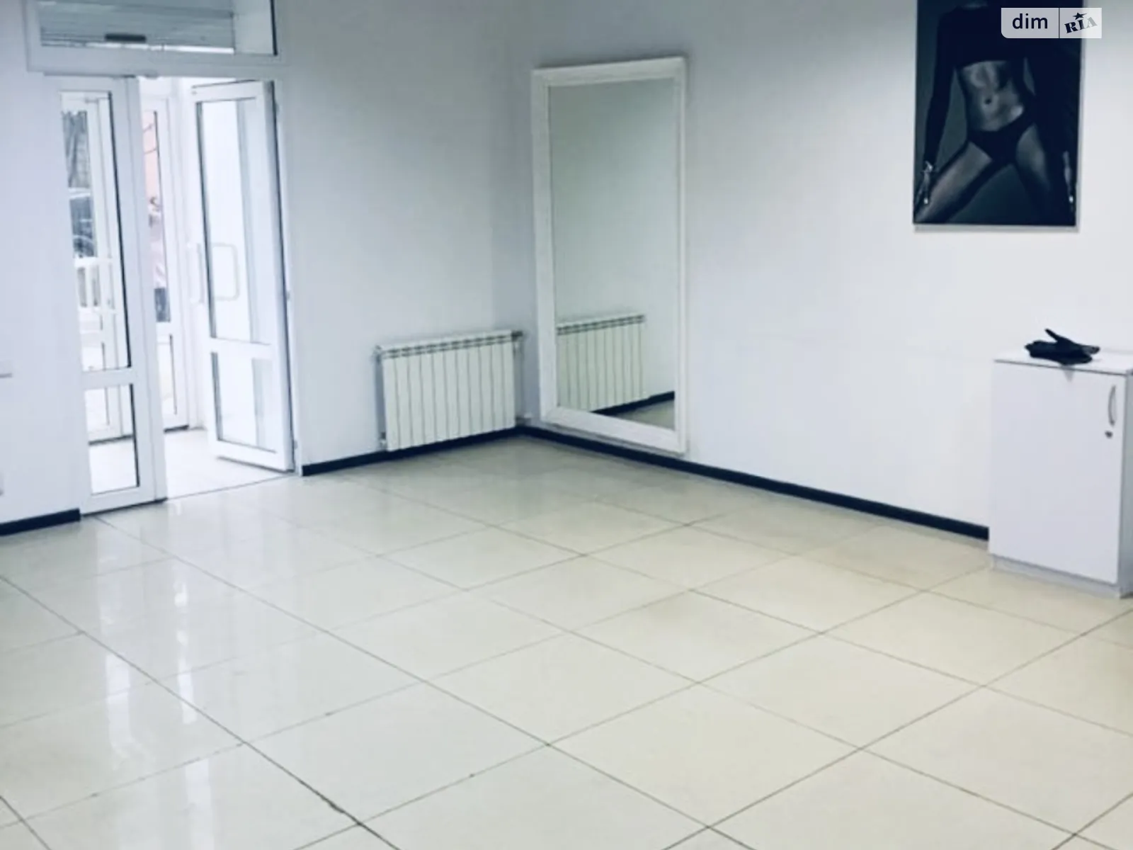 Сдается в аренду помещения свободного назначения 50 кв. м в 7-этажном здании, цена: 25000 грн - фото 1