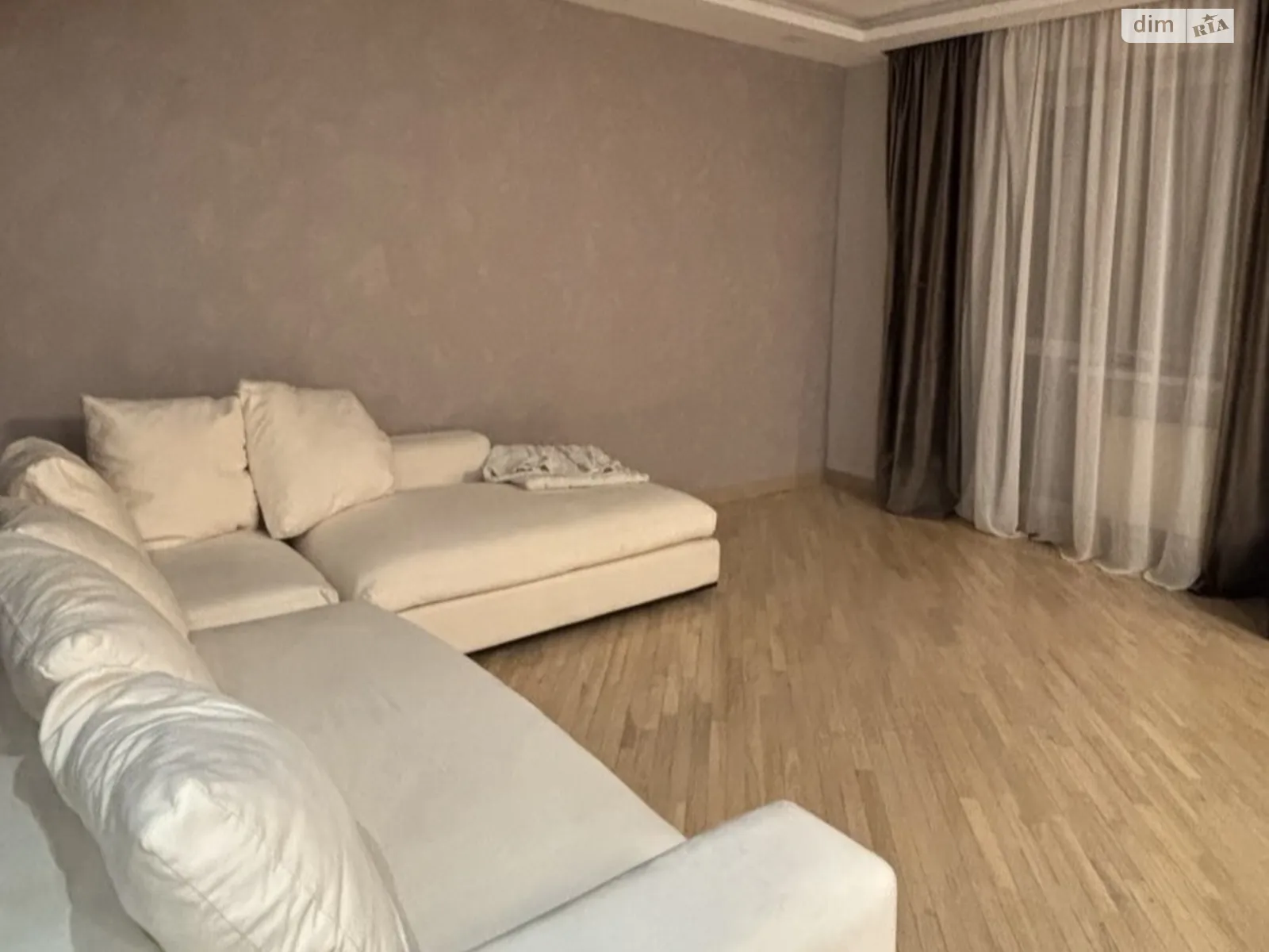 6-комнатная квартира 120 кв. м в Луцке, ул. Коперника, 43 - фото 1