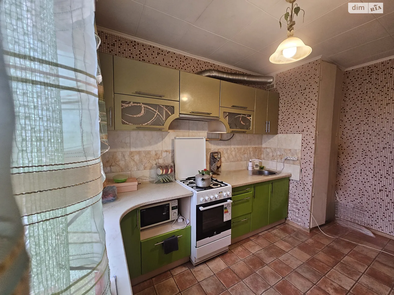 Продається 3-кімнатна квартира 62.6 кв. м у Кривому Розі, вул. Саласюка, 64 - фото 1