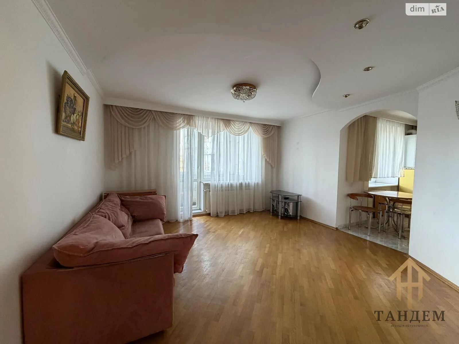 3-комнатная квартира 65 кв. м в Тернополе, ул. Будного Степана, 32А - фото 1