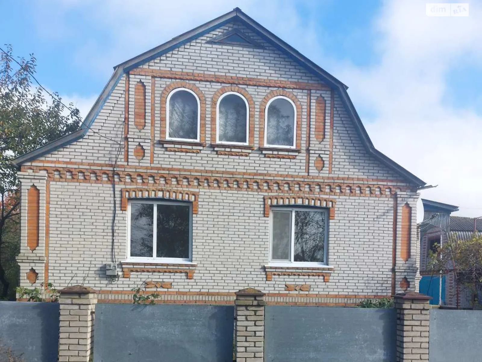 Продается одноэтажный дом 106.3 кв. м с камином, цена: 33000 $ - фото 1