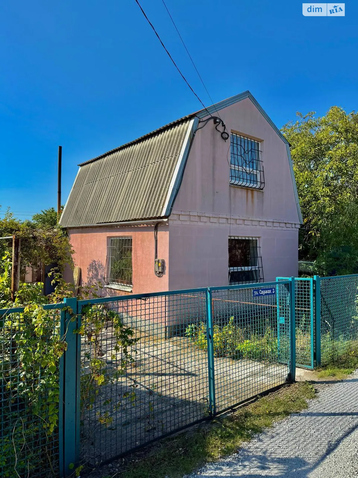 Продается дом на 2 этажа 72 кв. м с беседкой, цена: 30000 $ - фото 1