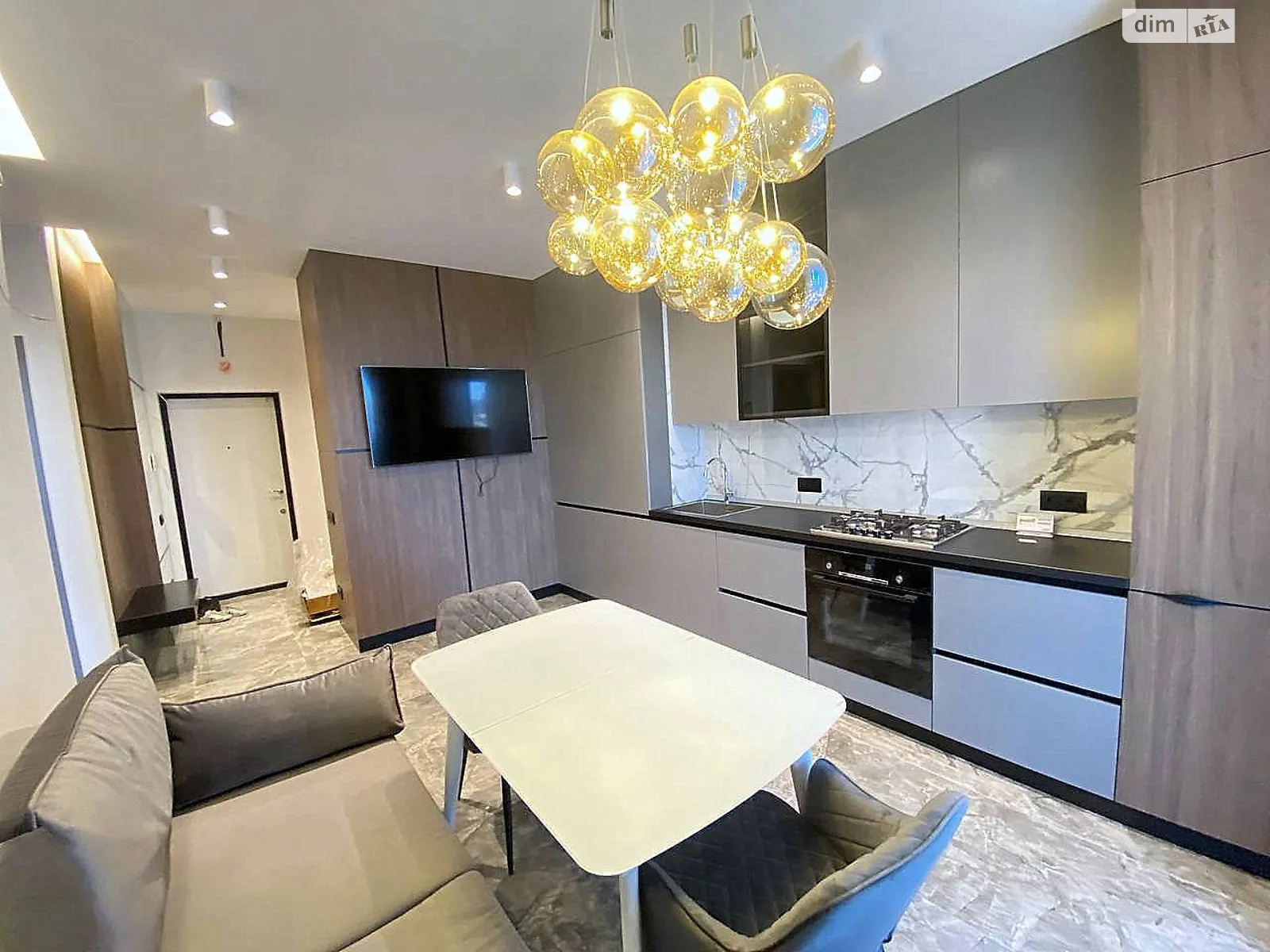 Сдается в аренду 1-комнатная квартира 55 кв. м в Одессе, ул. Вице-адмирала Азарова, 6 - фото 1