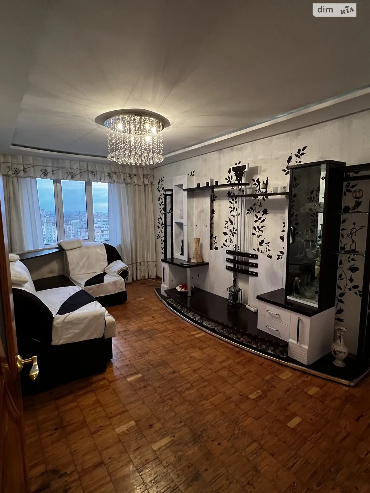 Сдается в аренду 3-комнатная квартира 67.7 кв. м в Киеве, ул. Симиренко, 12Б - фото 1