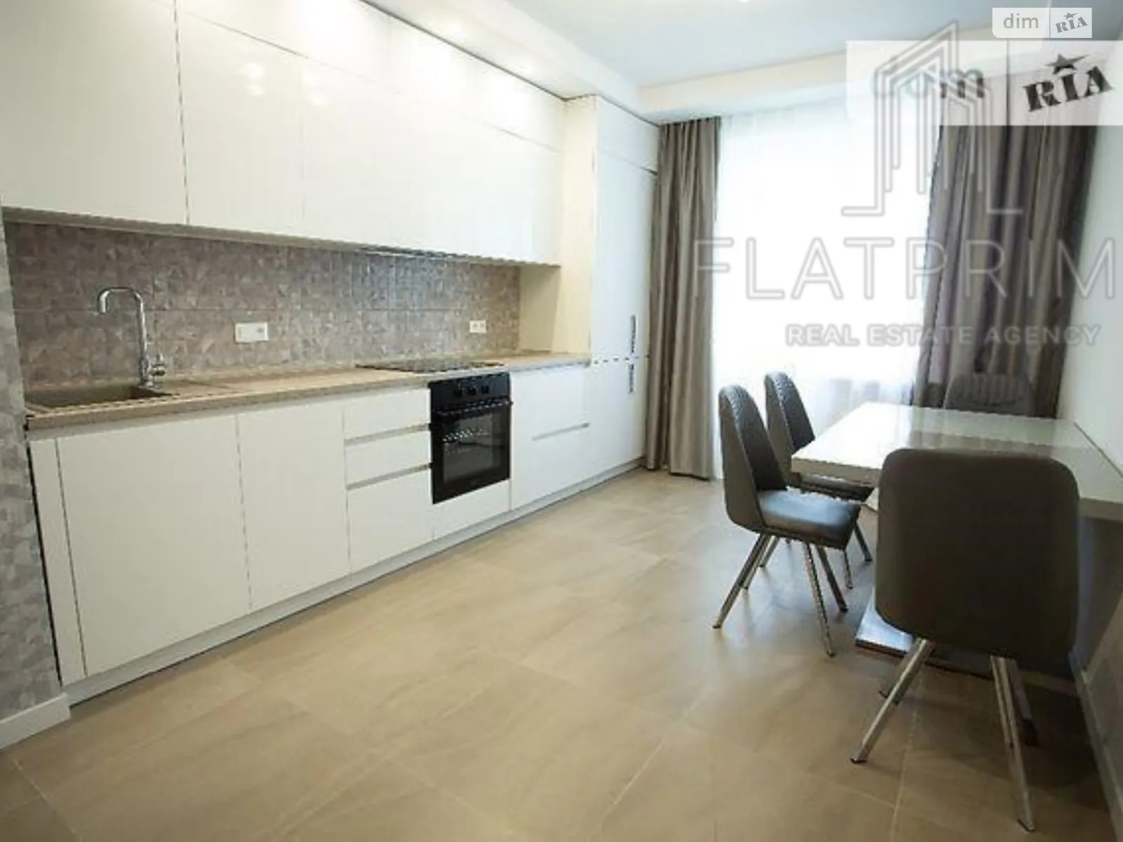 Продается 1-комнатная квартира 58 кв. м в Киеве, ул. Голосеевская, 13А - фото 1