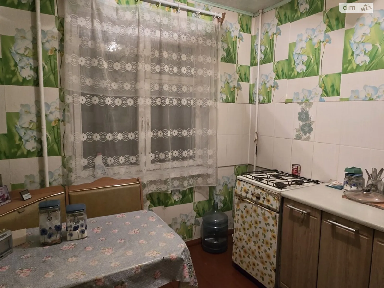 Продается 3-комнатная квартира 59 кв. м в Харькове, бул. Жасминовый - фото 1