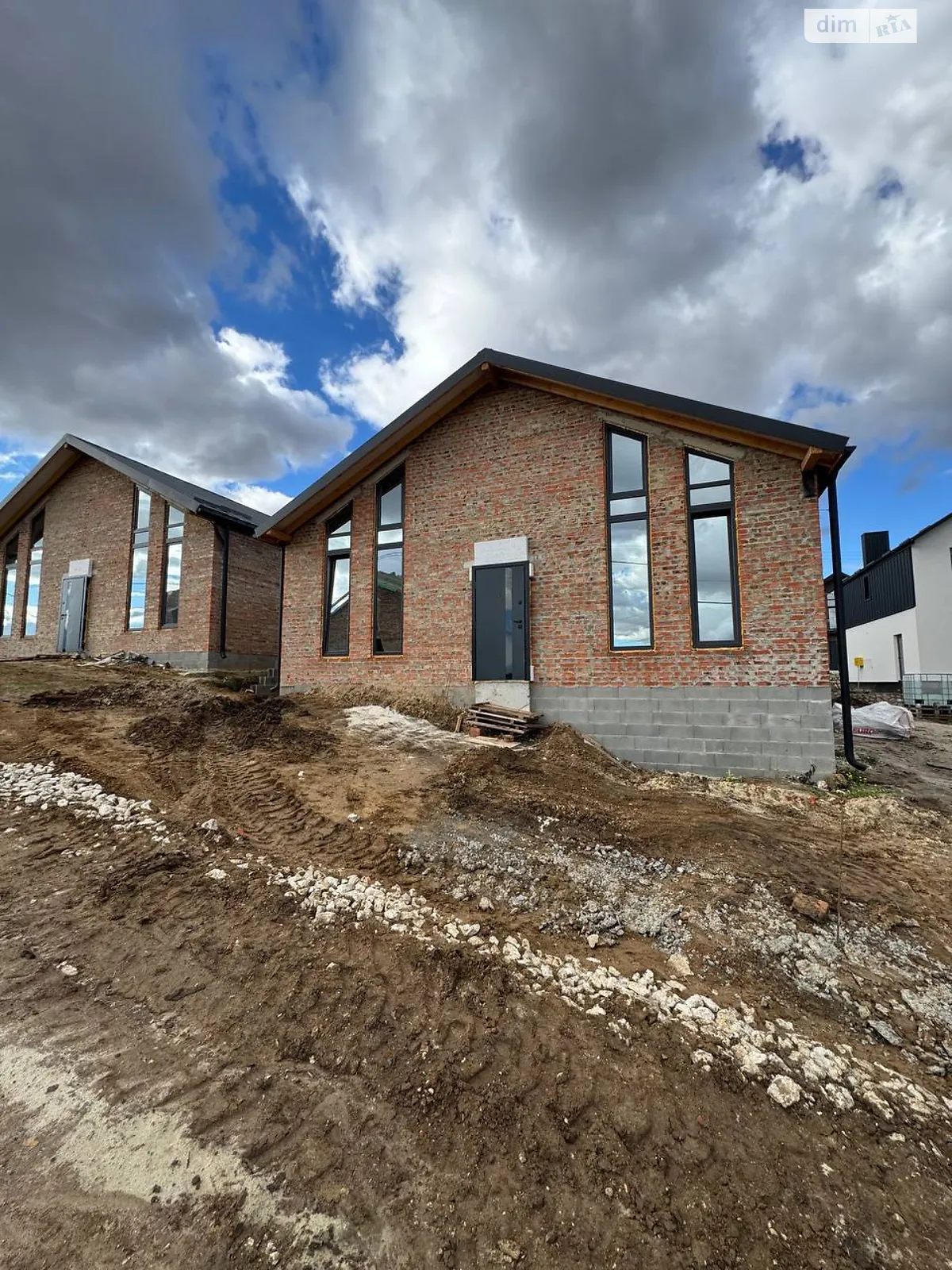 Продается одноэтажный дом 90 кв. м с камином, цена: 105000 $ - фото 1
