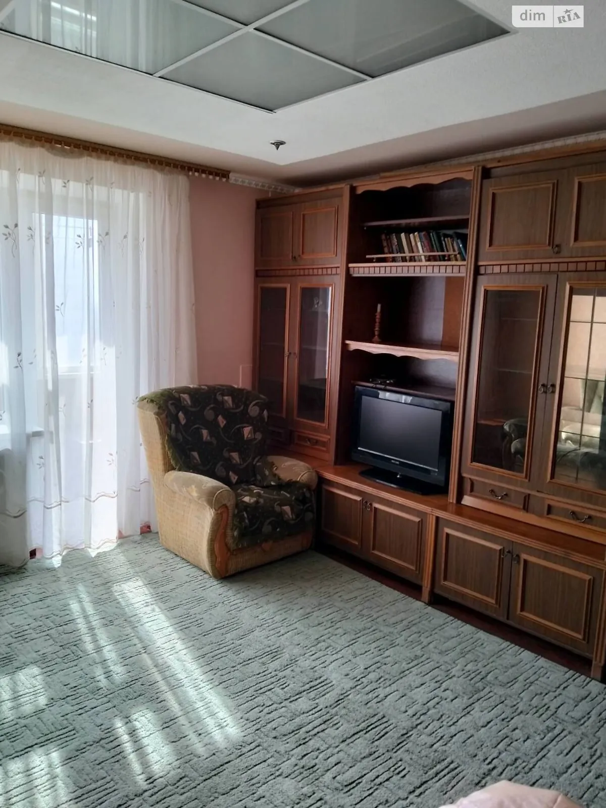 Продается 1-комнатная квартира 36.6 кв. м в Кривом Роге, ул. Магистральная(Кириленко), 25 - фото 1