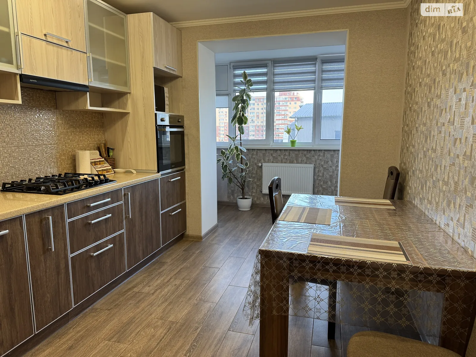 Сдается в аренду 2-комнатная квартира 74 кв. м в Виннице, ул. Запорожская(Петра Запорожца), 4 - фото 1