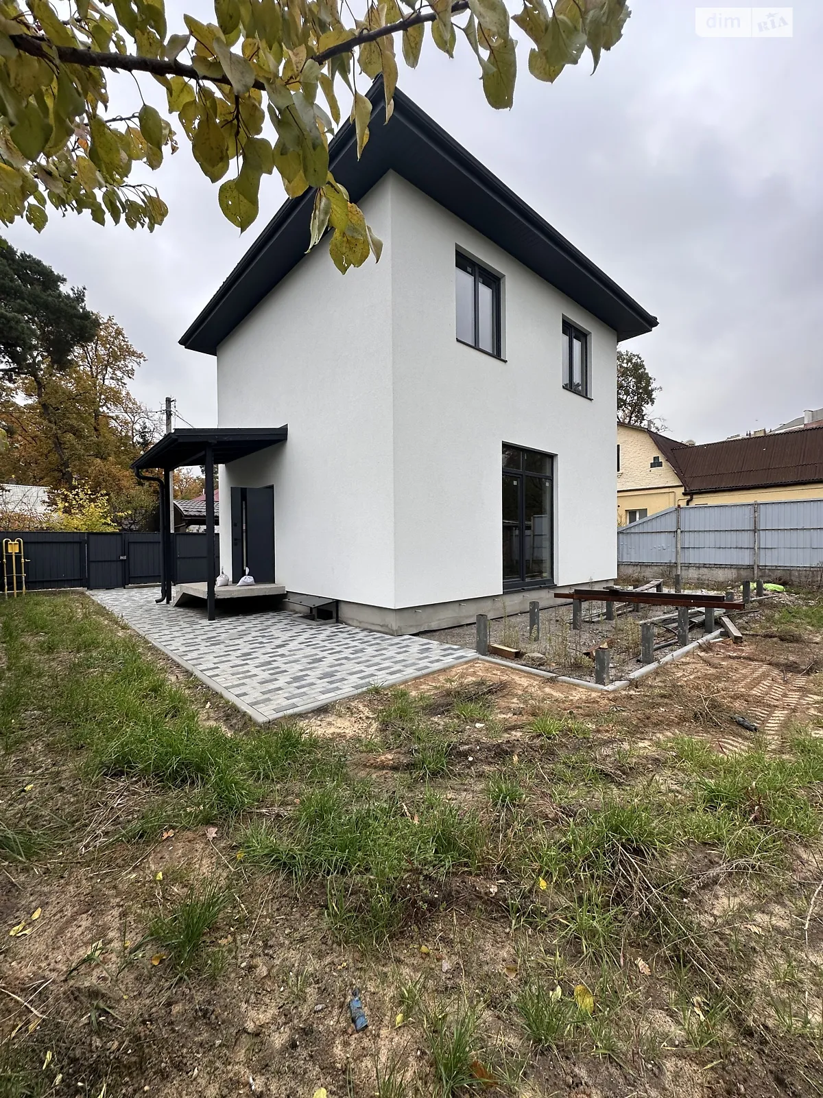 Продается дом на 2 этажа 101 кв. м с подвалом, цена: 115000 $ - фото 1