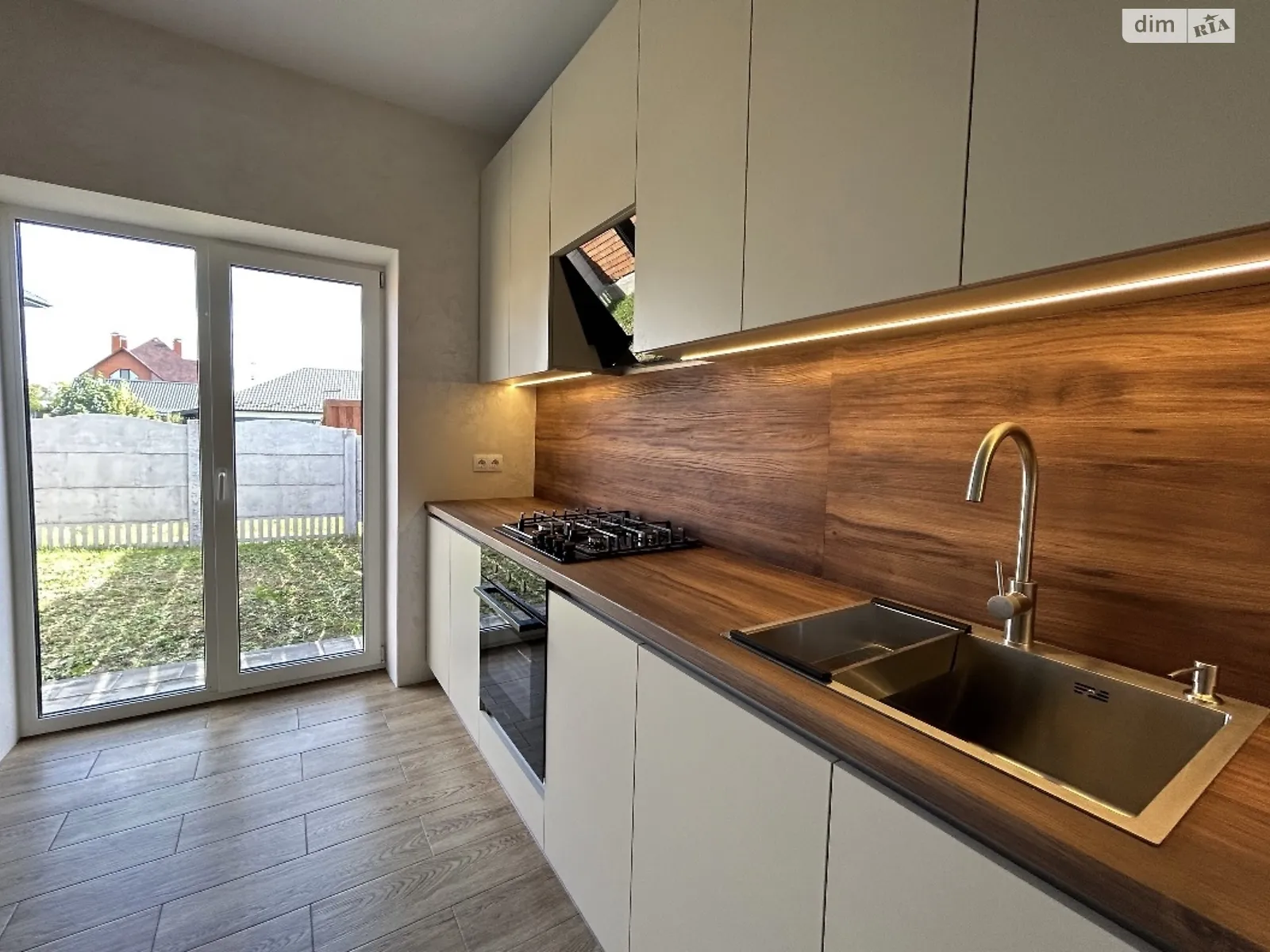 ул. Весенняя Гостомель, цена: 65000 $ - фото 1