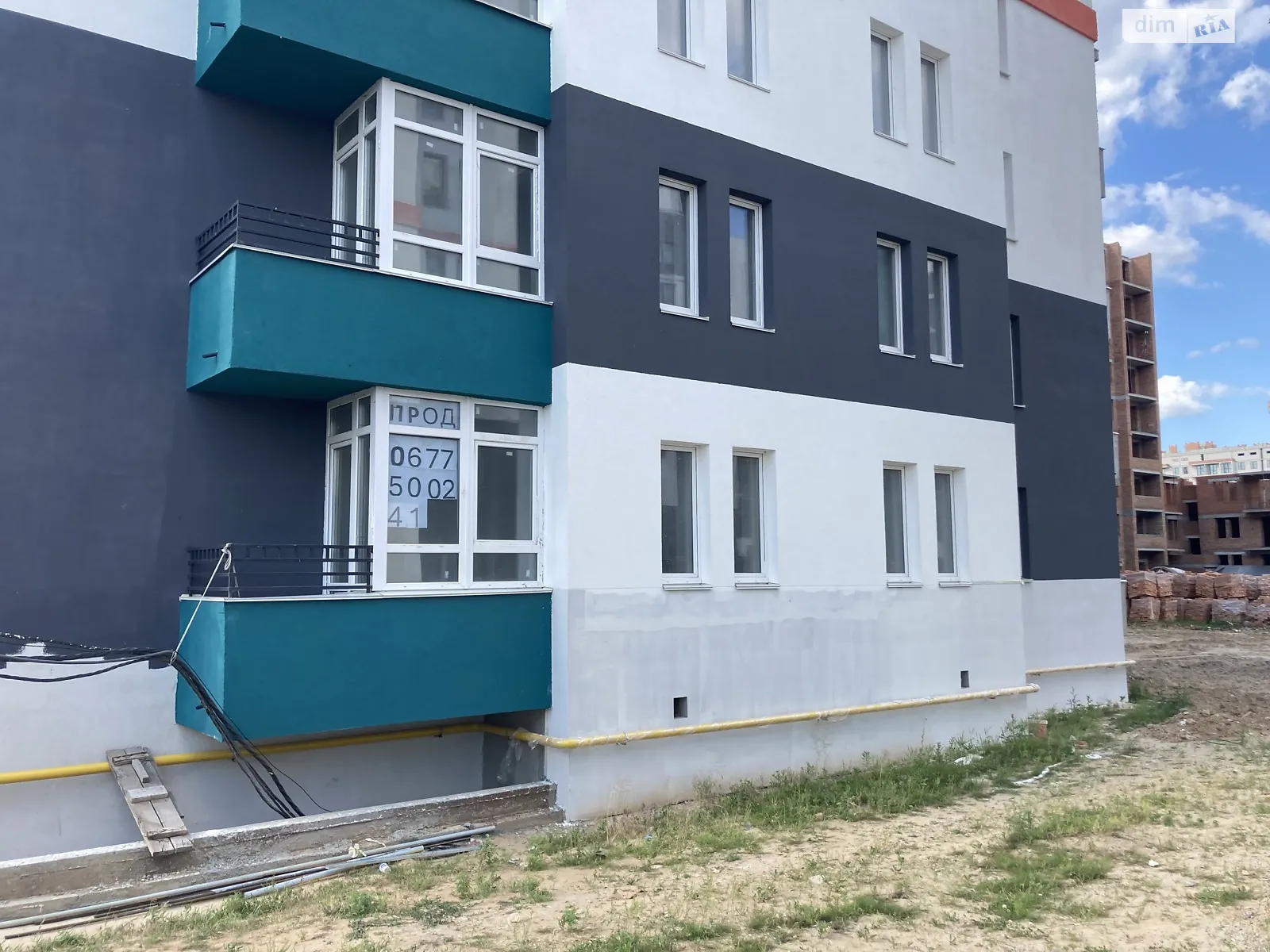 Продается 1-комнатная квартира 44.1 кв. м в Буче, ул. Амосова, 4 - фото 1