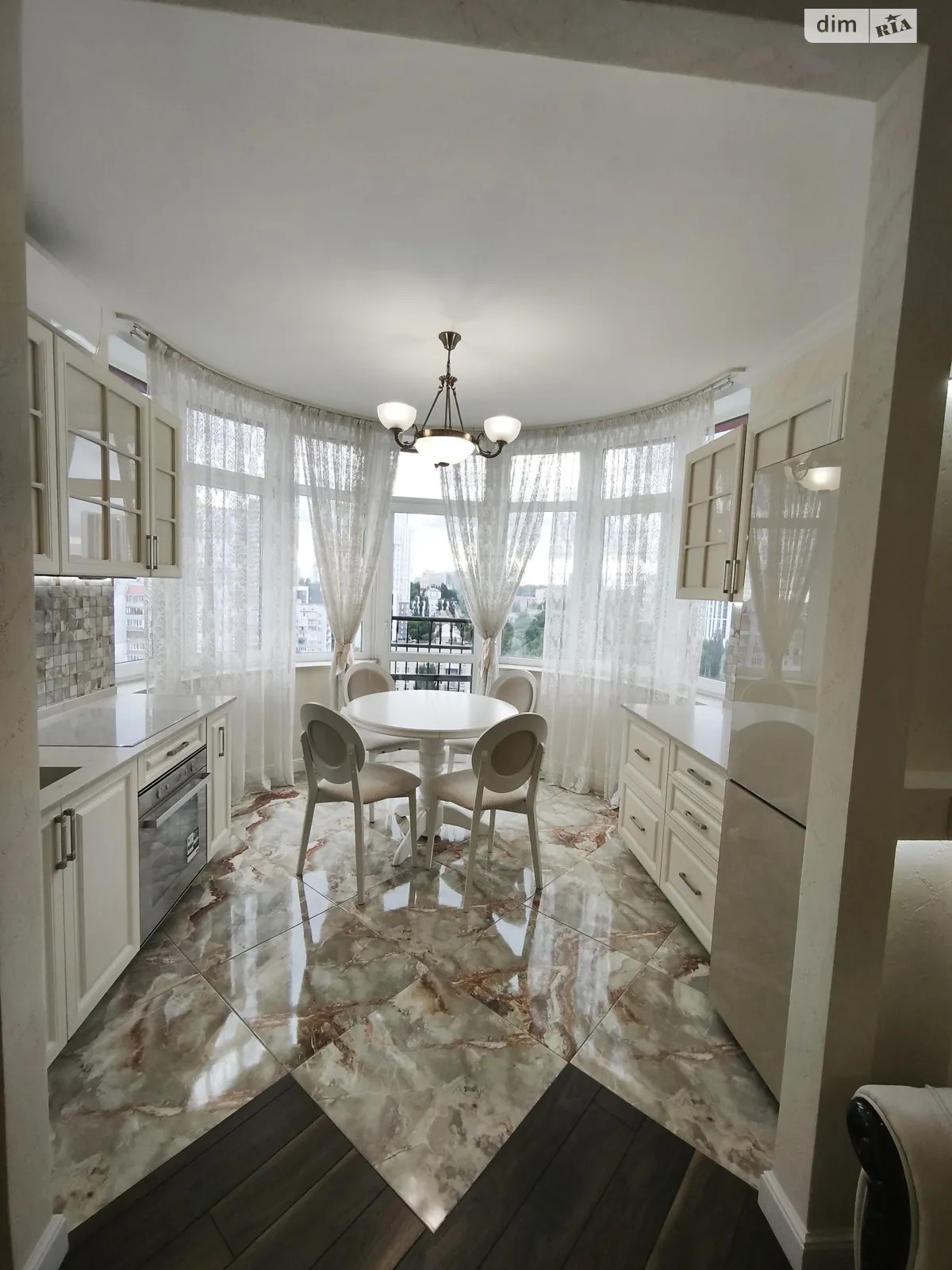 Сдается в аренду 1-комнатная квартира 52.5 кв. м в Киеве, ул. Вячеслава Черновола(Косиора), 27 - фото 1