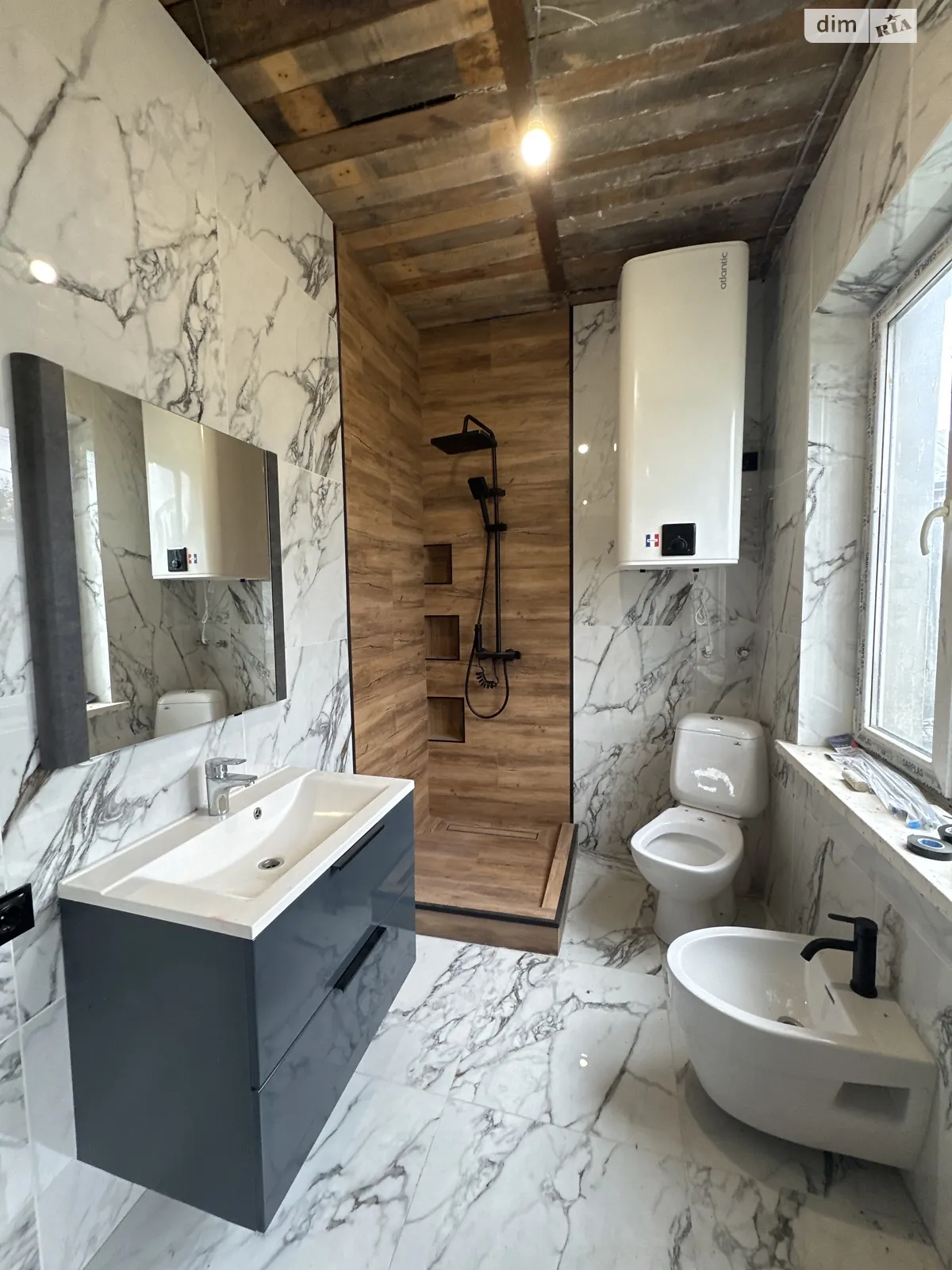 Продается дом на 2 этажа 138 кв. м с беседкой, цена: 45000 $ - фото 1