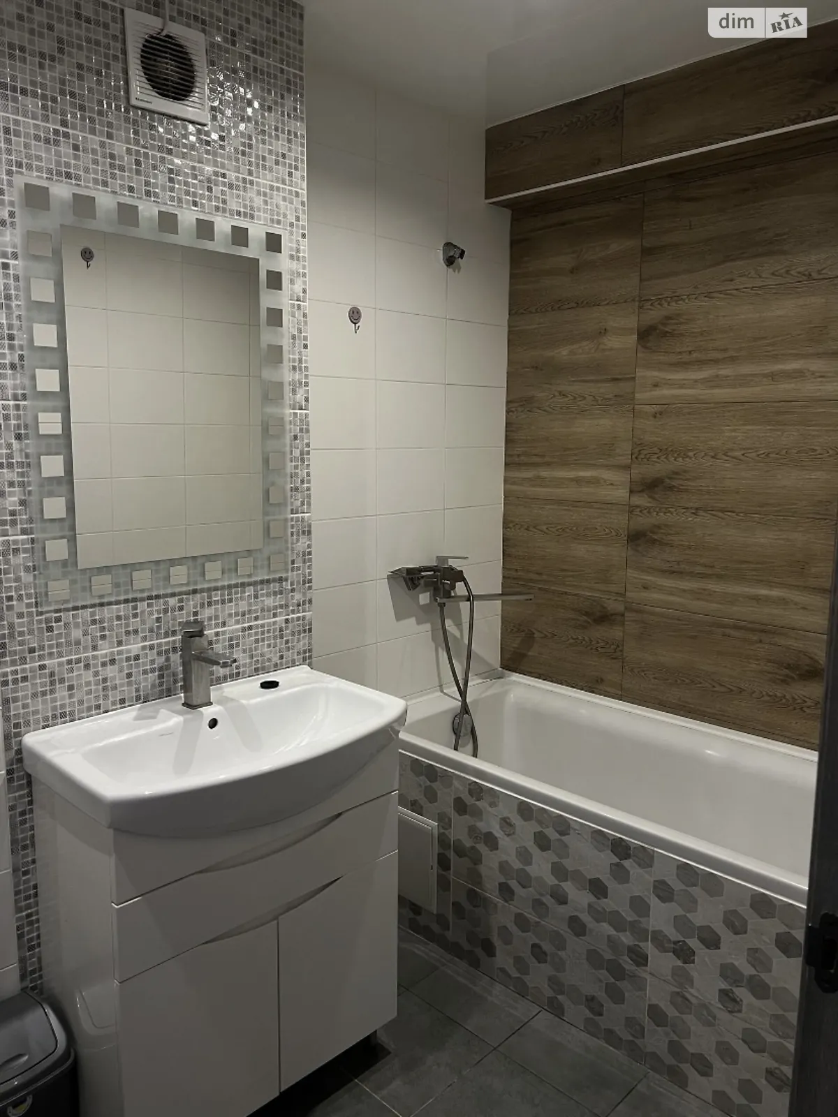 Сдается в аренду 1-комнатная квартира 40 кв. м в Виннице, 1-й пер. Киевский, 66 - фото 1