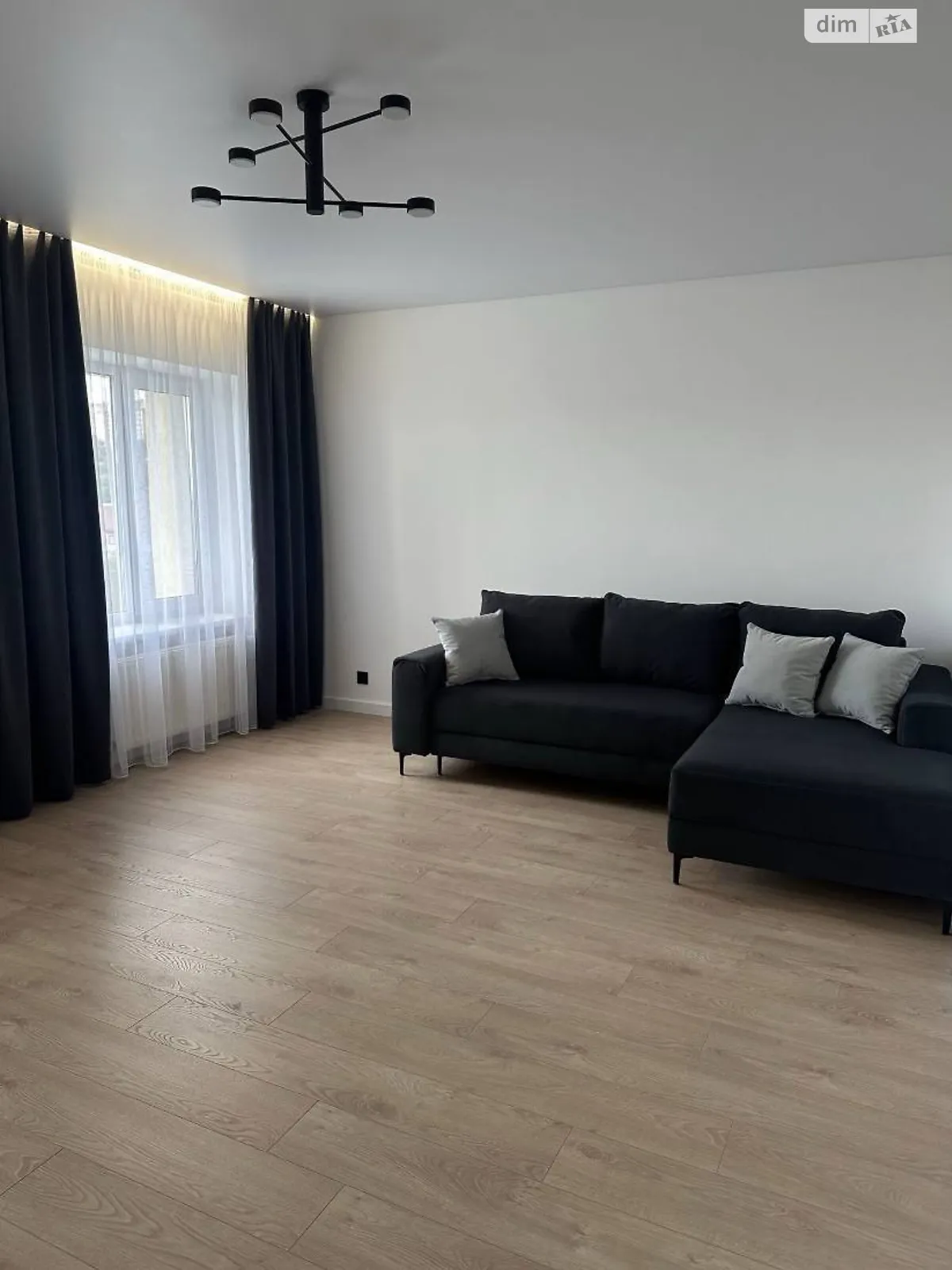 Сдается в аренду 2-комнатная квартира 86 кв. м в Хмельницком, ул. Степана Бандеры, 7/1 - фото 1