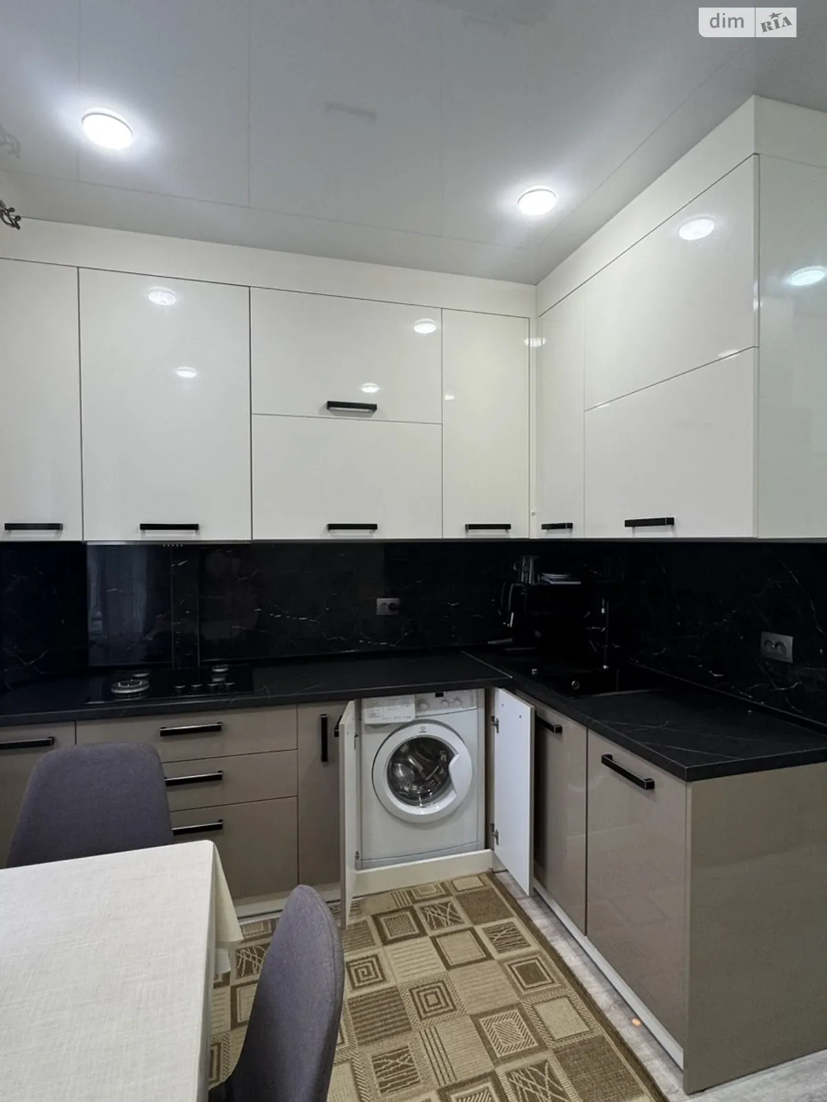 Продается 3-комнатная квартира 68.9 кв. м в Белой Церкви, ул. Николая Амосова(Тимирязева) - фото 1