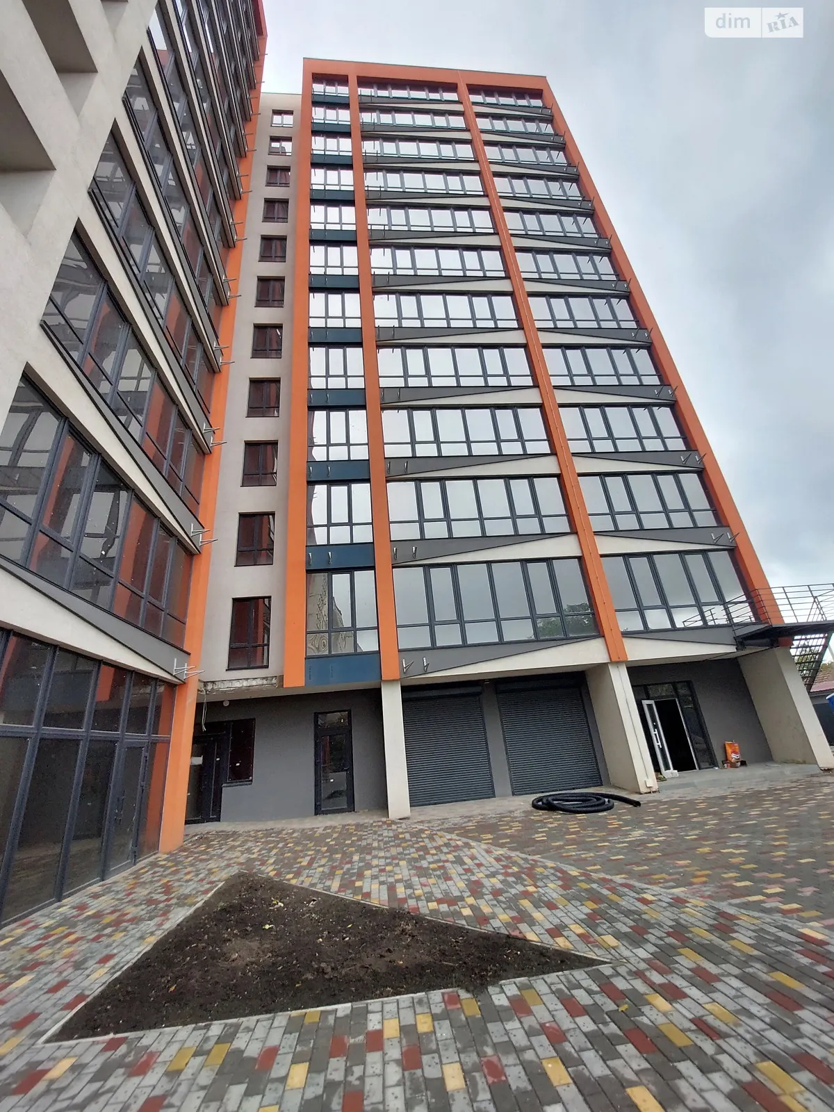 Продается 1-комнатная квартира 41.8 кв. м в Николаеве, просп. Центральный, 293 - фото 1