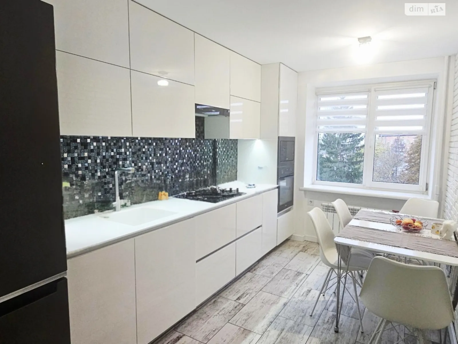 Сдается в аренду 3-комнатная квартира 67 кв. м в Ровно, ул. Героев полиции(Пушкина), 5 - фото 1