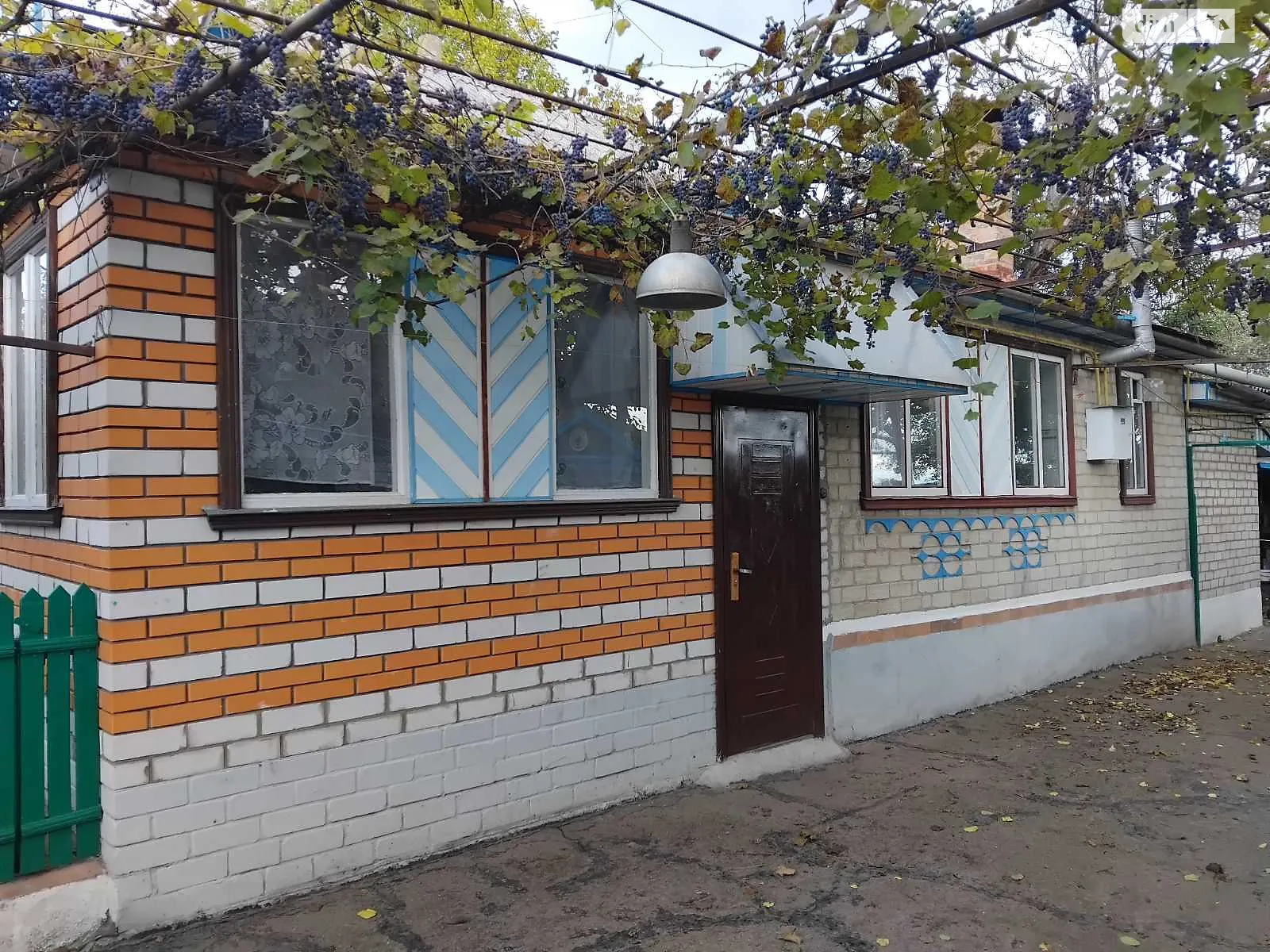 Продається одноповерховий будинок 102 кв. м з балконом, цена: 48000 $ - фото 1