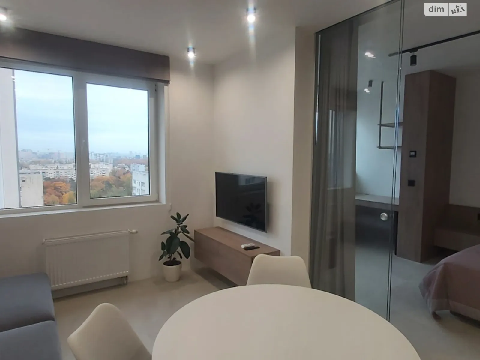 Сдается в аренду 1-комнатная квартира 40.6 кв. м в Киеве, ул. Львовская, 15 - фото 1