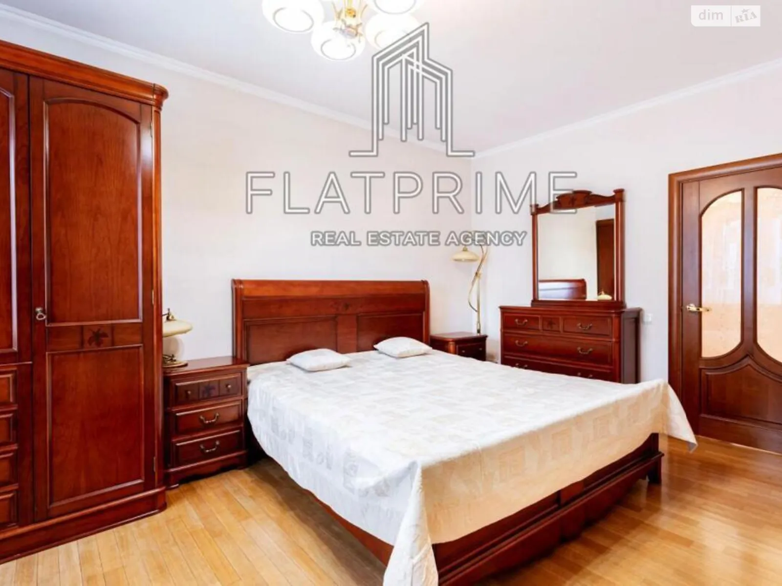 Продается 3-комнатная квартира 100 кв. м в Киеве, ул. Анны Ахматовой, 45 - фото 1