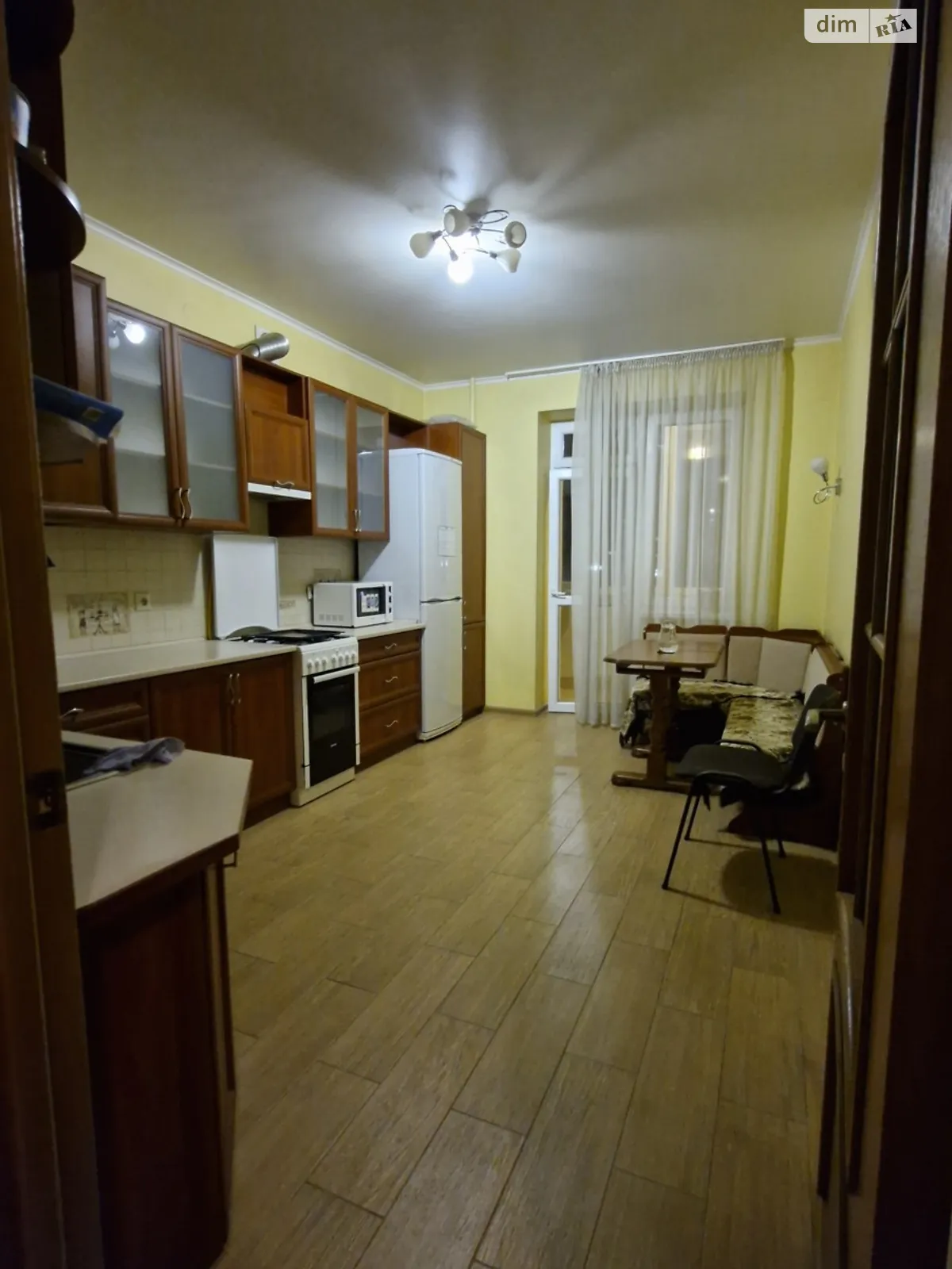 Продается 1-комнатная квартира 49 кв. м в Львове, ул. Леонида Перфецкого, 2А - фото 1