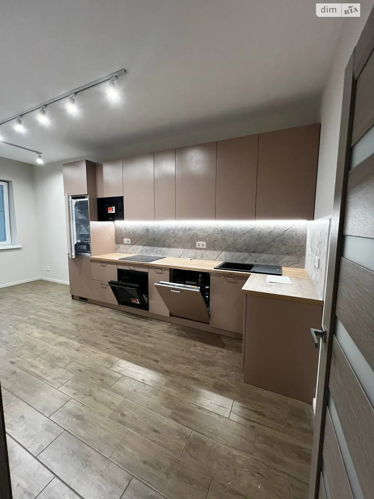 Продається 2-кімнатна квартира 47 кв. м у Оноківцях, вул. Санаторна - фото 1