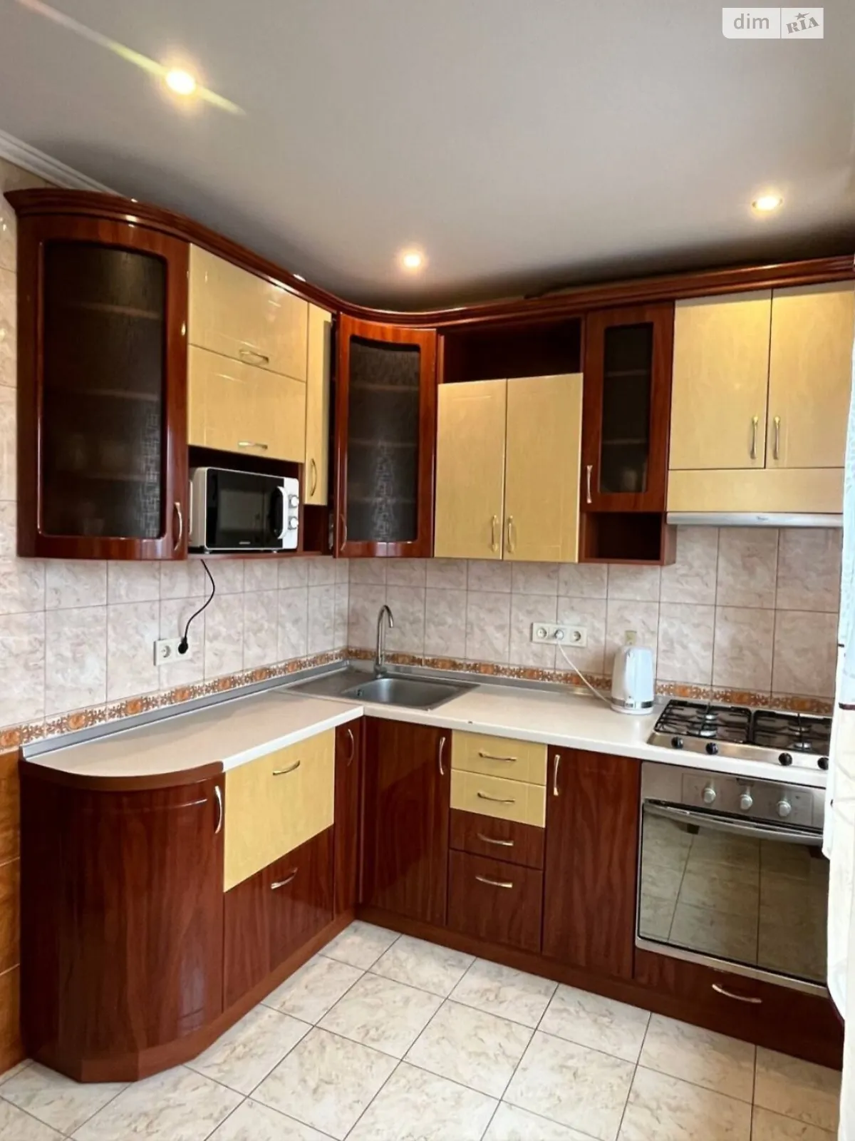 Здається в оренду 1-кімнатна квартира 33 кв. м у Києві, вул. Євгена Харченка, 43 - фото 1