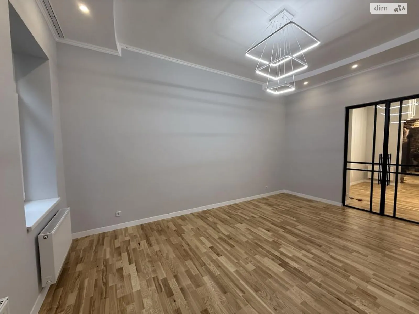 Продается 2-комнатная квартира 43 кв. м в Львове, ул. Замарстиновская - фото 1