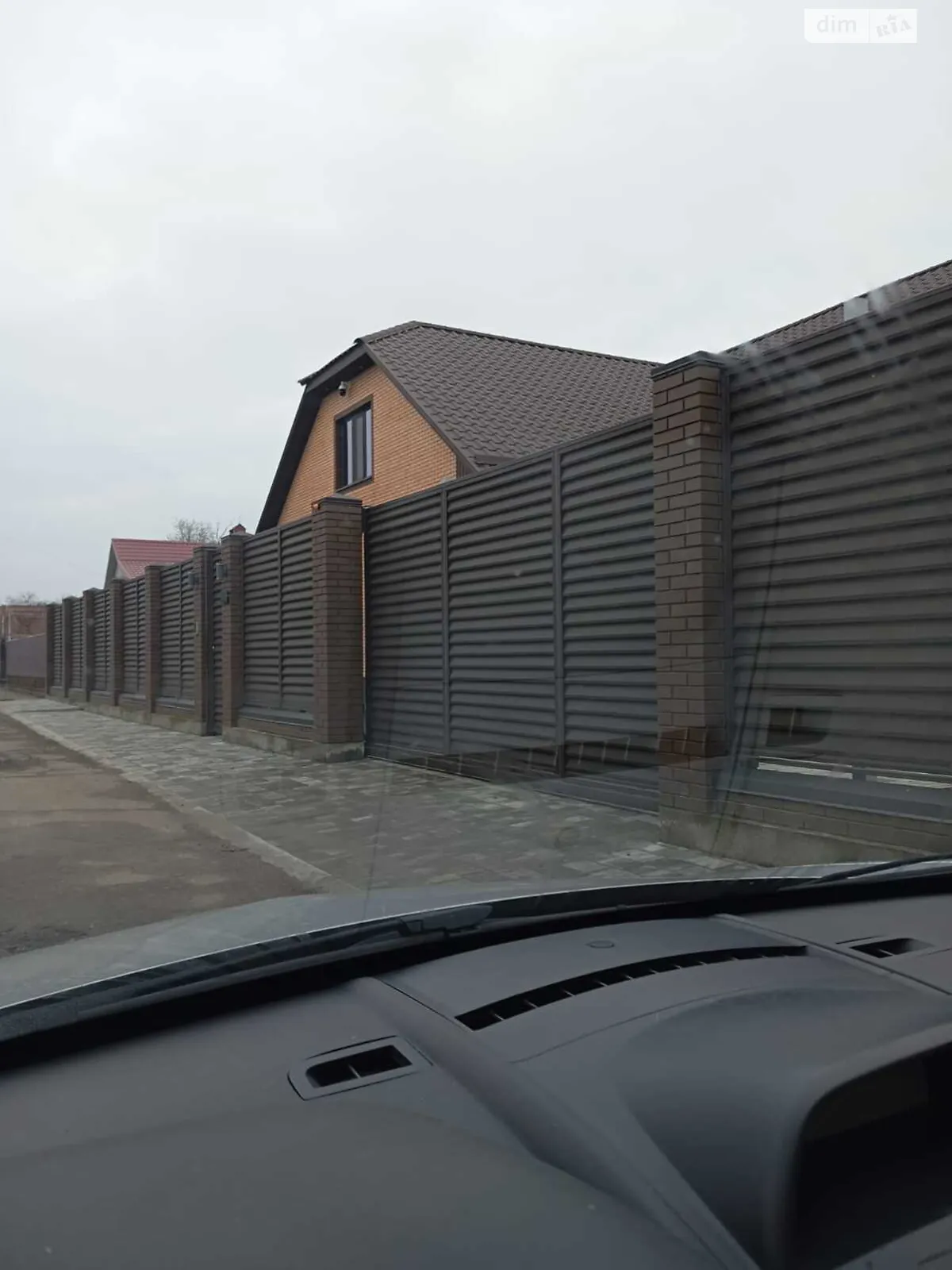 Продается дом на 2 этажа 187 кв. м с гаражом, цена: 170000 $ - фото 1