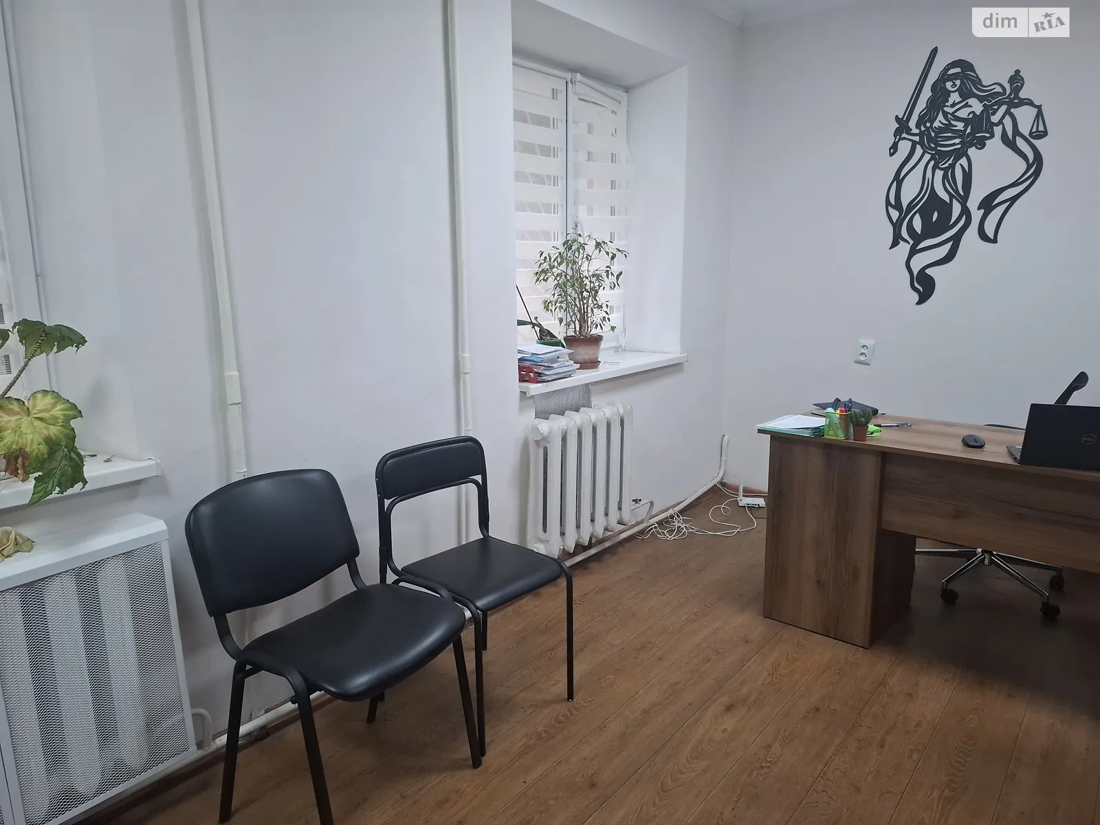 Здається в оренду офіс 26 кв. м в бізнес-центрі, цена: 9438 грн - фото 1