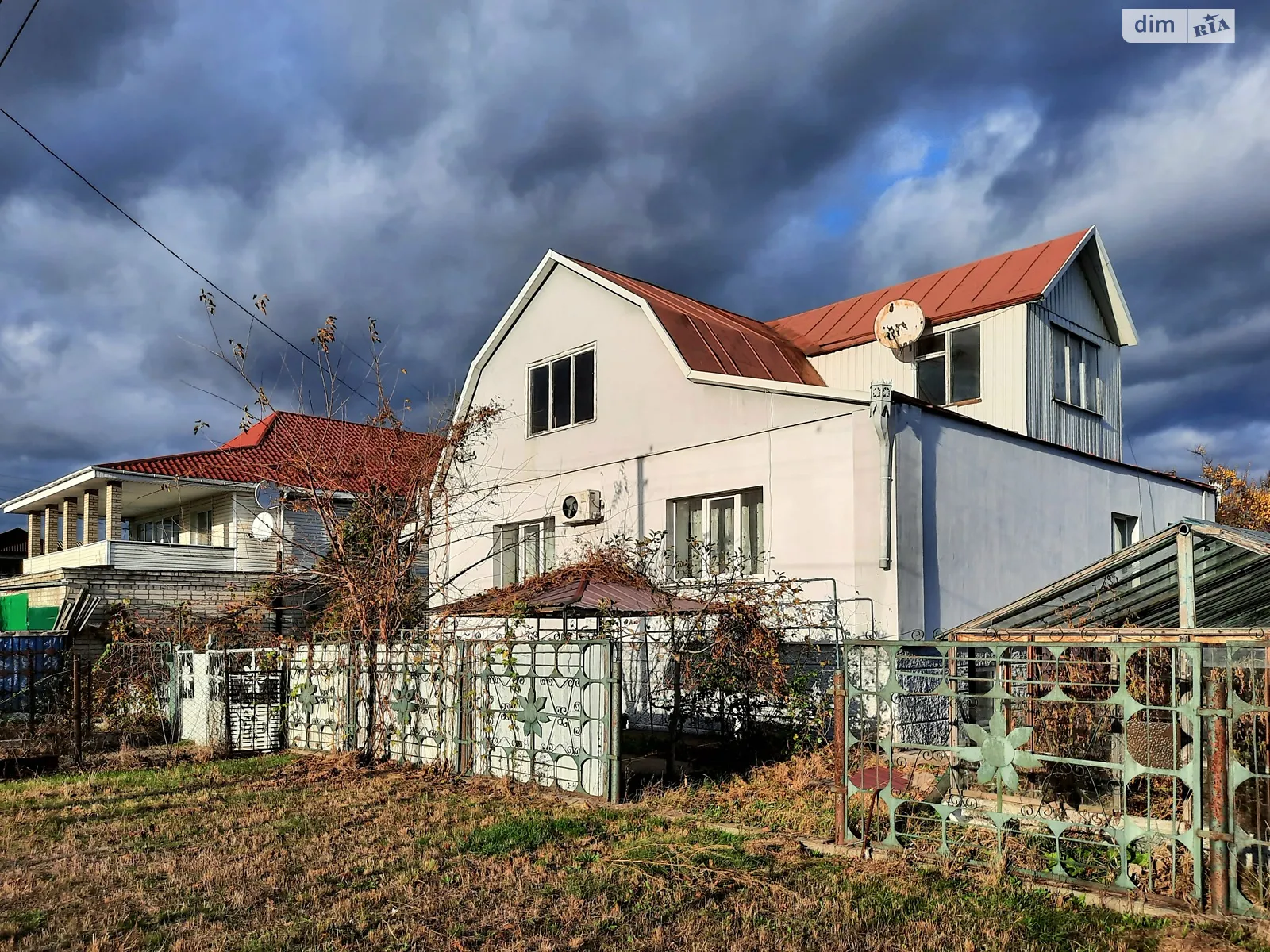 Продается дом на 2 этажа 208.2 кв. м с садом, цена: 60000 $ - фото 1