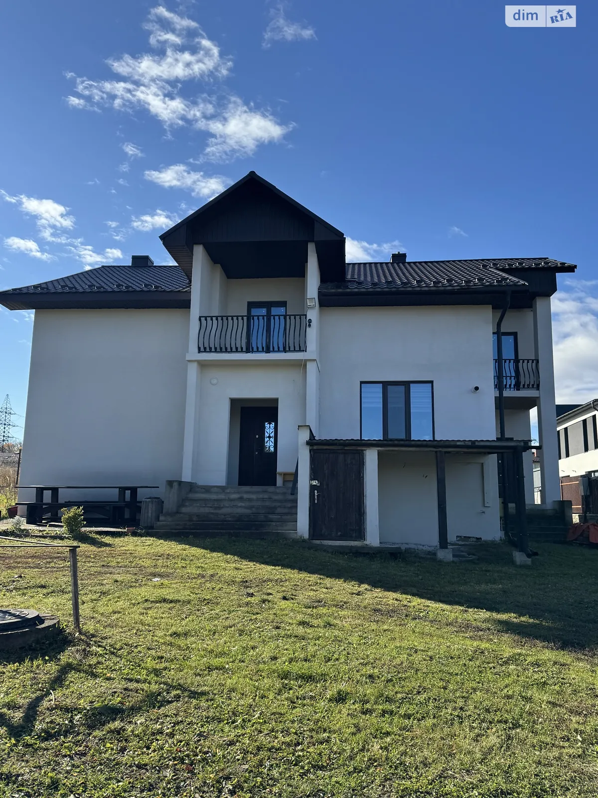 Здається в оренду будинок 2 поверховий 90 кв. м з меблями, цена: 600 $ - фото 1