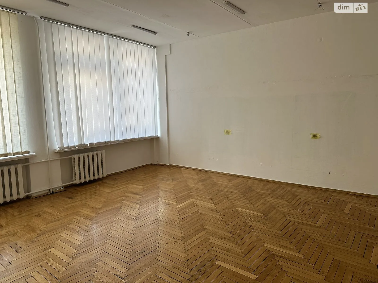 Здається в оренду офіс 36 кв. м в бізнес-центрі, цена: 4500 грн - фото 1