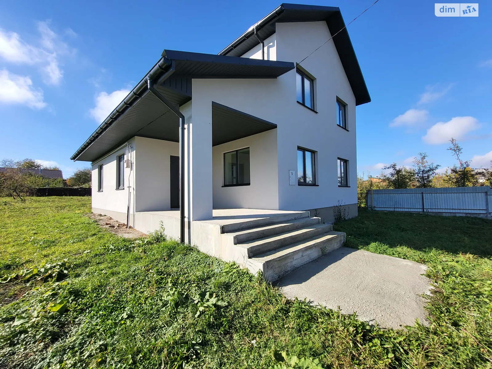 Продается дом на 2 этажа 138 кв. м с мебелью, цена: 96000 $ - фото 1