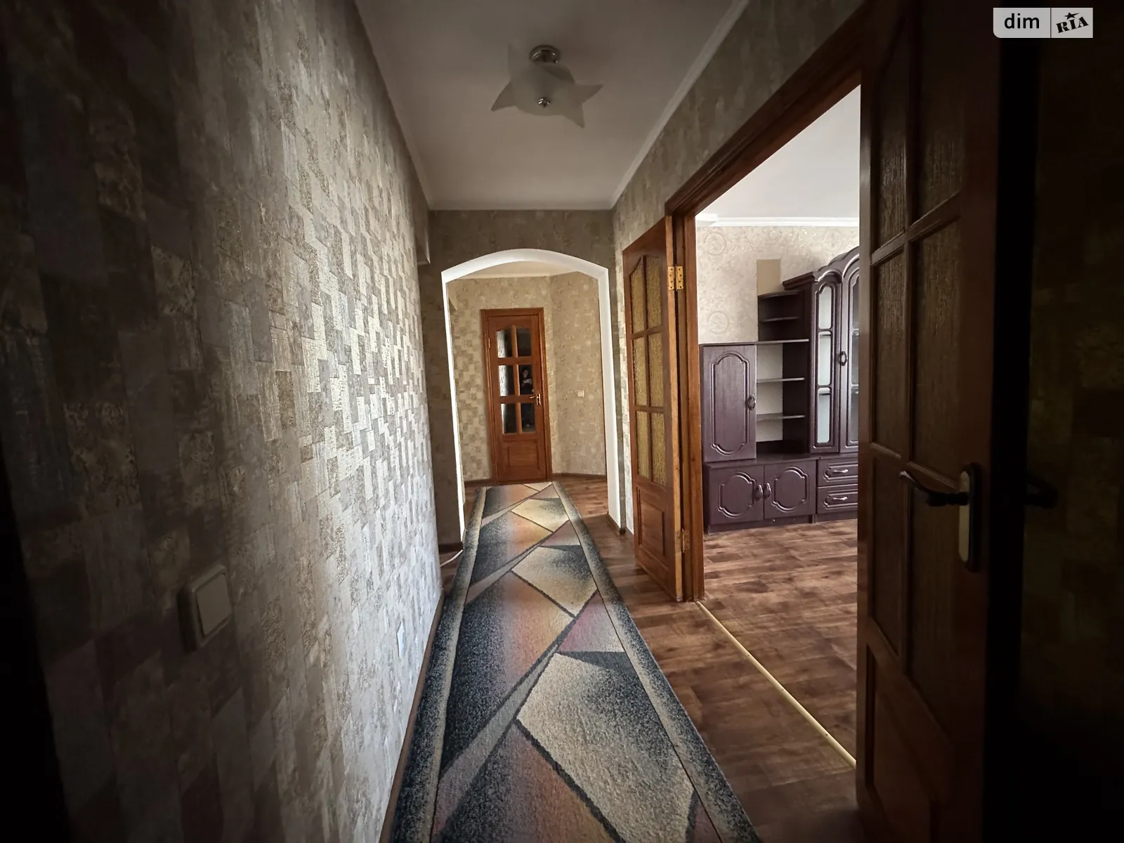 Здається в оренду 3-кімнатна квартира 68 кв. м у Хмельницькому, вул. Панаса Мирного, 33 - фото 1