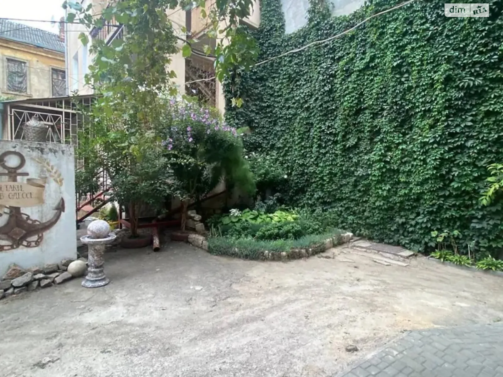 Продается 2-комнатная квартира 81.4 кв. м в Одессе, ул. Кузнечная - фото 1