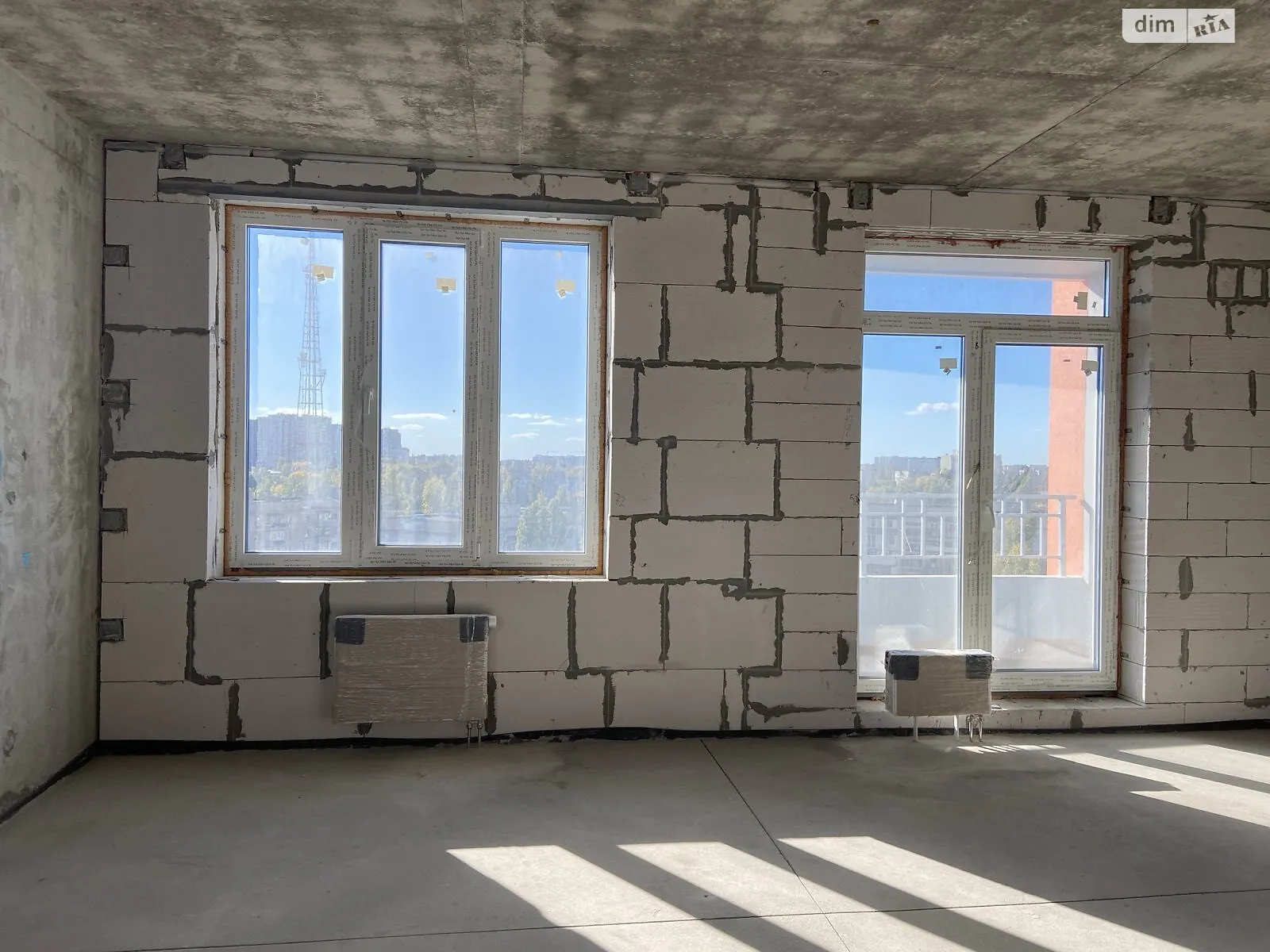 Продается 1-комнатная квартира 46 кв. м в Одессе, просп. Леси Украинки, 19 корпус 4 - фото 1