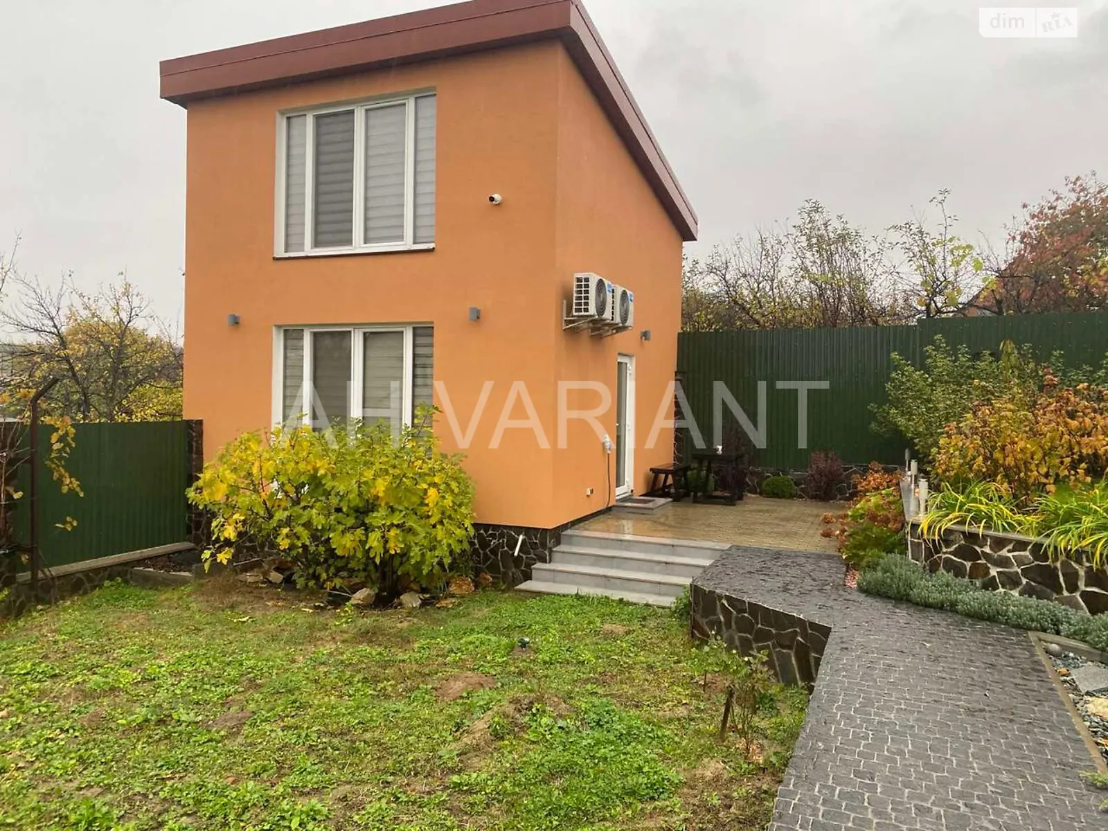 Сдается в аренду дом на 2 этажа 60 кв. м с беседкой, цена: 550 $ - фото 1