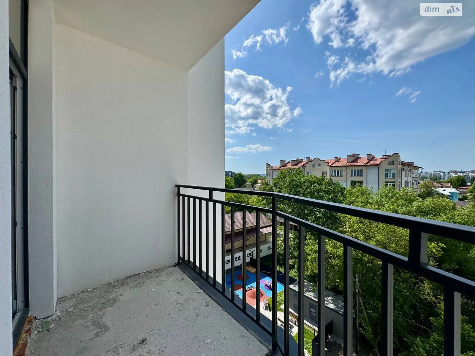 Продается 1-комнатная квартира 55.5 кв. м в Ивано-Франковске, ул. Вовчинецька, 55 - фото 1