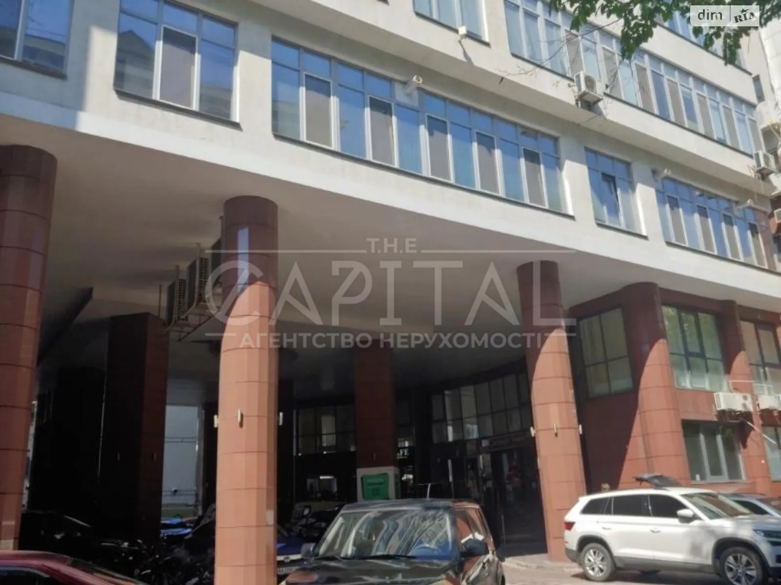 Сдается в аренду офис 958.8 кв. м в бизнес-центре, цена: 14385 $ - фото 1