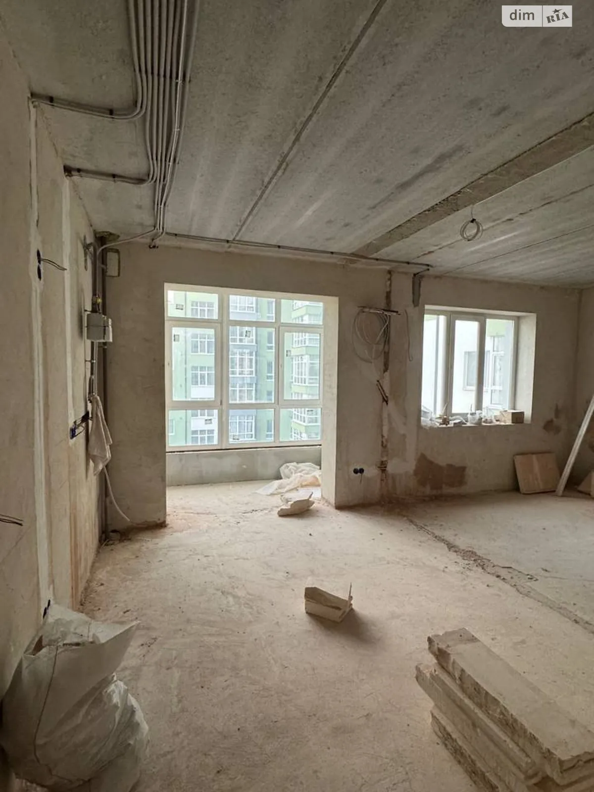 Продается 2-комнатная квартира 89.3 кв. м в Ивано-Франковске, ул. Высочана Семена, 18 - фото 1